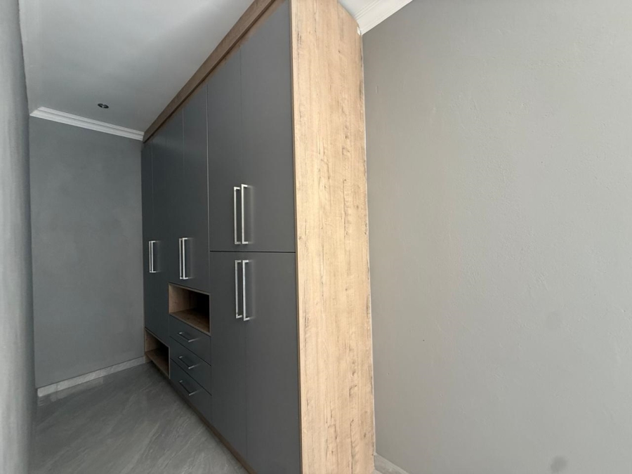 4 Bedroom Property for Sale in Buffelspoort Eco Estate North West